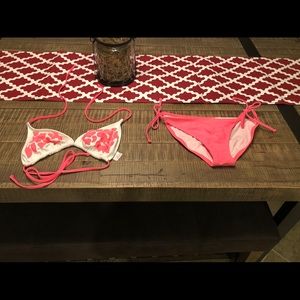 Triangle top bikini with bikini 👙 cut bottom